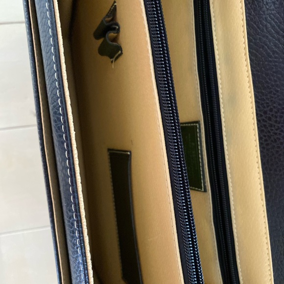 A.Testoni Two toned leather bag - Picture 9 of 11